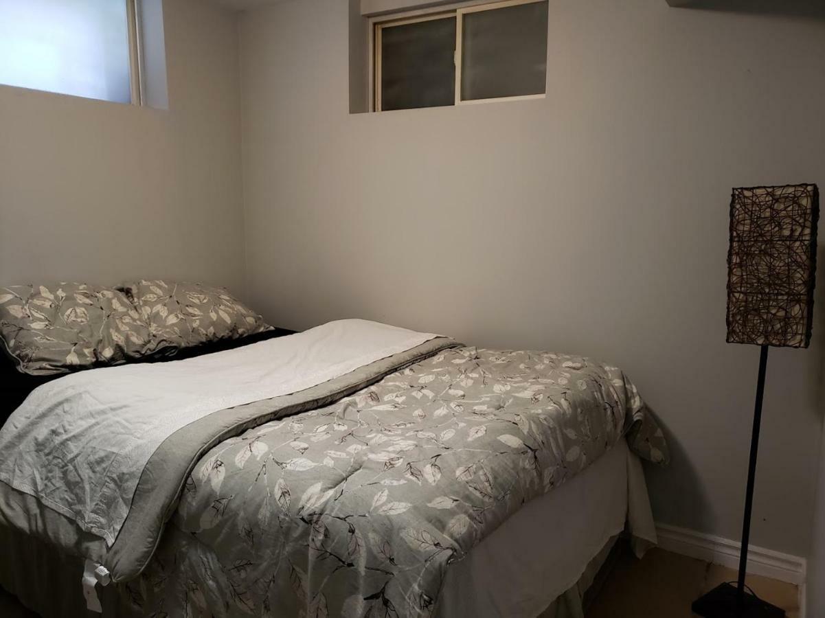 Private Room In Downtown 핼리팩스 외부 사진